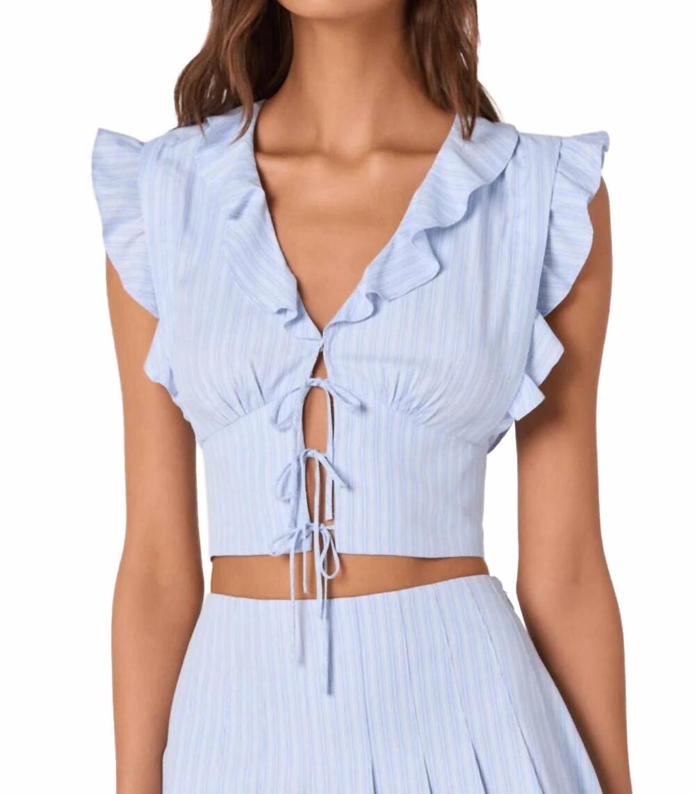 NEW ASTR zira ruffle trim tie front top in blue stripe